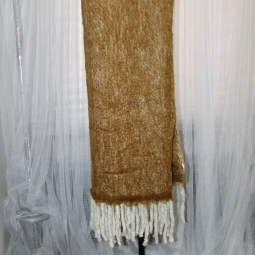 West Elm Brushed Plaid Faux Mohair Throw. Sz. 50